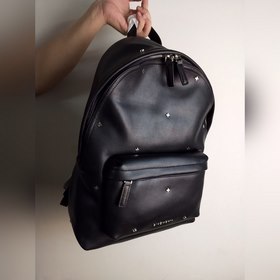Givenchy Кожаный рюкзак (крестообразные заклепки) из кожи первог
