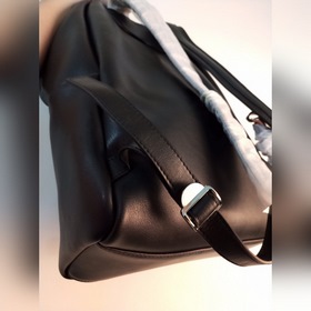 Givenchy Кожаный рюкзак (черный) с высококачественной серебристо
