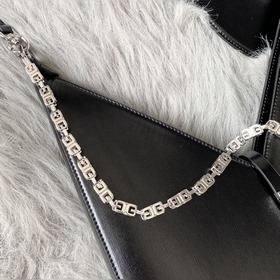 Givenchy Новая сумка V-образного кроя Импортная кожа с тиснение