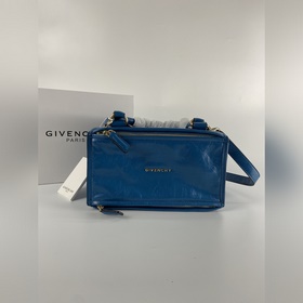 Сумка Givenchy Кожа с эффектом взрыва, золотая фурнитура, 100% х