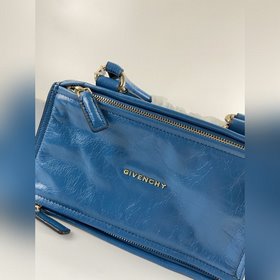 Сумка Givenchy Кожа с эффектом взрыва, золотая фурнитура, 100% х