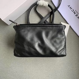 Сумка Givenchy Кожа высшего качества, объемные буквы из хлопка, 