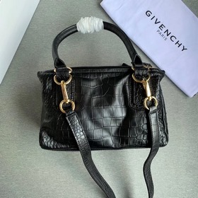 Givenchy Кожа с тиснением под кожу крокодила, золотая фурнитура,