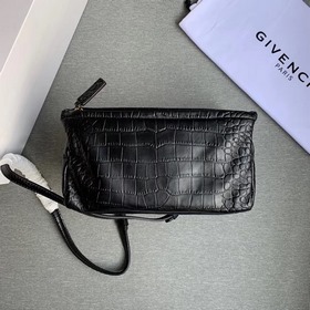 Givenchy Кожа с тиснением под крокодил, золотая фурнитура, 100% 