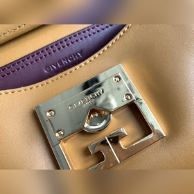 Сумка Givenchy Можно носить в руке, на плече или через плечо, чт