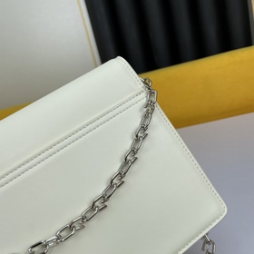 Givenchy Сумка через плечо Kira Маленькая сумка Богатое и тщатель