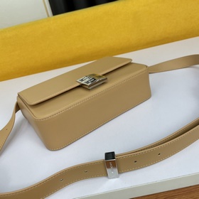 Givenchy Сумка через плечо Кира маленькая сумка camera bag Богат
