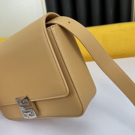 Givenchy Сумка через плечо Кира маленькая сумка camera bag Богат