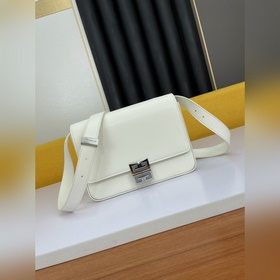 Givenchy Сумка через плечо Кира маленькая сумка camera bag Богат