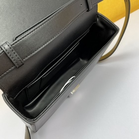Givenchy Сумка через плечо Кира маленькая сумка camera bag Богат