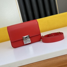 Givenchy Сумка через плечо Кира маленькая сумка camera bag Богат