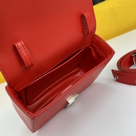 Givenchy Сумка через плечо Кира маленькая сумка camera bag Богат