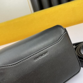Givenchy Сумка через плечо Кира Маленькая сумка Camera Bag Богато