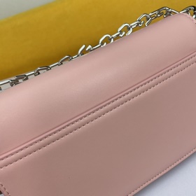 Givenchy Сумка через плечо Маленькая сумка Kira Богатое и тщател