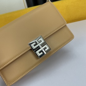 Givenchy Сумка через плечо Маленькая сумка Kira Богатое и тщател