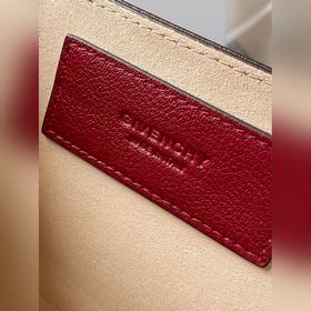 Сумка через плечо Givenchy Очень милая, удобная, легкая и проста