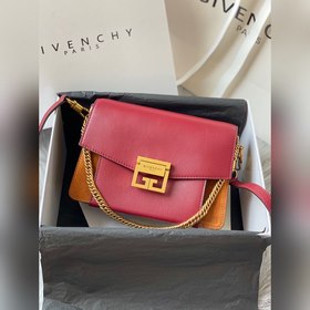 Сумка через плечо Givenchy Любимая сумка, удобная, легкая, удобн