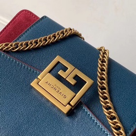 Givenchy Сумка через плечо Новая модель, очень милая, удобная, л