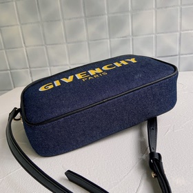 Givenchy сумка через плечо Сумка для фотоаппарата с узором из пе