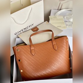 Givenchy Сумка Сумка из телячьей кожи с тиснением Вся сумка изго