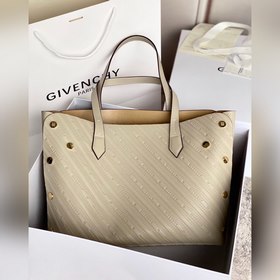 Givenchy Сумка Сумка из телячьей кожи с тиснением Вся сумка изго