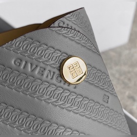 Givenchy Сумка Сумка из телячьей кожи с тиснением Вся сумка изго