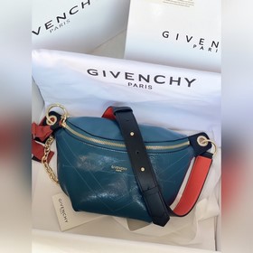 Новая модель «ID поясная сумка» от Givenchy. Сочетает в себе прос