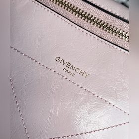 Givenchy  Новинка весны-лета «ID поясная сумка». Сочетает в себе