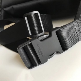 Givenchy Поясная сумка/нагрудная сумка, маленькая (размер： 33x9x
