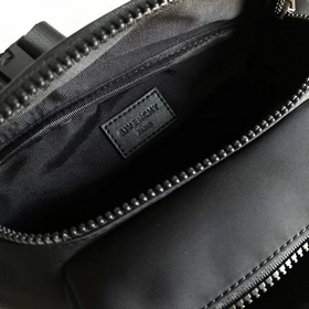 Givenchy Поясная сумка/нагрудная сумка, маленькая (размер： 33x9x