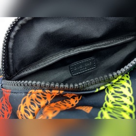 Givenchy Поясная сумка/нагрудная сумка, маленькая (размер： 33x9x