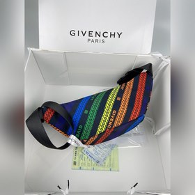 Givenchy Поясная сумка/нагрудная сумка, маленькая (размер： 33x9x