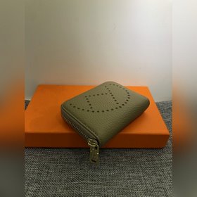Hermès Новая модель, номер модели： 9140 Импортный кожаный чехол 