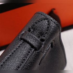 Hermes Kelly Mini Generation с обновленным оттиском ладони, подли