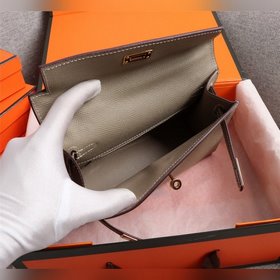 Hermes Kelly Mini второго поколения с обновленным дизайном идеаль