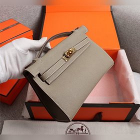 Hermes Kelly Mini второго поколения с обновленным дизайном идеаль