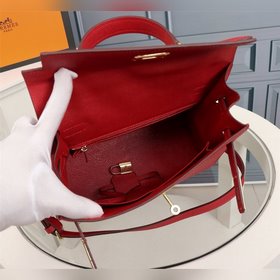 Hermès Kelly Одна из классических моделей &nbsp; &nbsp;Же