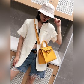 Hermès Kelly 25 см, 28 см, кожа с отпечатками ладоней, золотая з