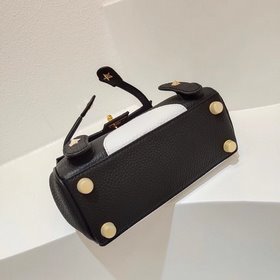Hermès Модель от известного бренда Constance, национальное достоя