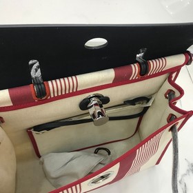 Hermès, универсальная модель для мужчин и женщин, самая академичн