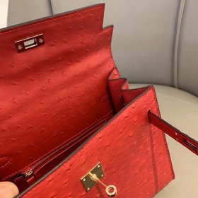 Hermès Kelly с узором «страусиная кожа» ~ ярко-красный Размер： 2