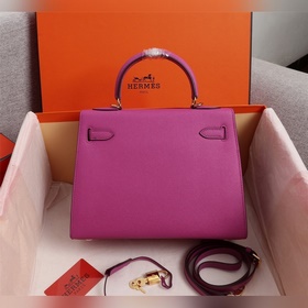 Hermès Сумка Kelly Одна из классических моделей. Женская сумка и
