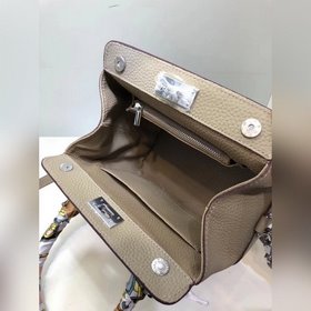 Hermès Мягкая и нежная сумка в форме молочного пакета, модная и у