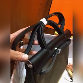 Hermès (универсальная версия для мужчин и женщин, самая академичн