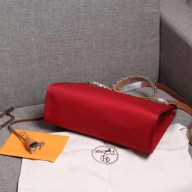 Hermès (универсальная версия для мужчин и женщин, самая академичн