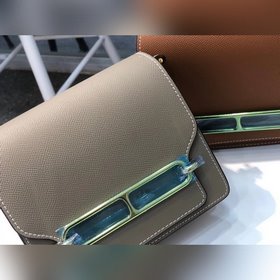 Hermès Размер： 18 см. Сумка в форме свиного носа всем хорошо изв