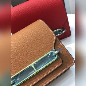 Hermès Размер： 18 см. Сумка в форме свиного носа всем хорошо изв
