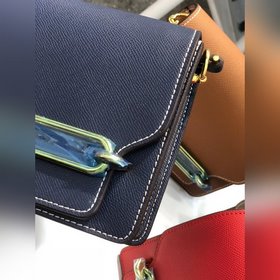 Hermès Размер： 18 см. Сумка в форме свиного носа всем хорошо изв