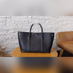 Hermès Женская сумка из коровьей кожи  Незаменимый аксессуар дл