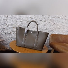 Hermès Женская сумка из коровьей кожи  Незаменимый аксессуар дл